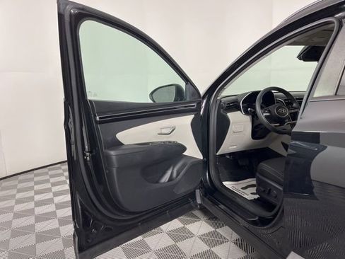 Used 2023 Hyundai Tucson SEL image 16