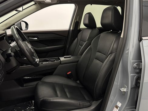 Used 2023 Nissan Rogue SL w/ SL Premium Package image 15