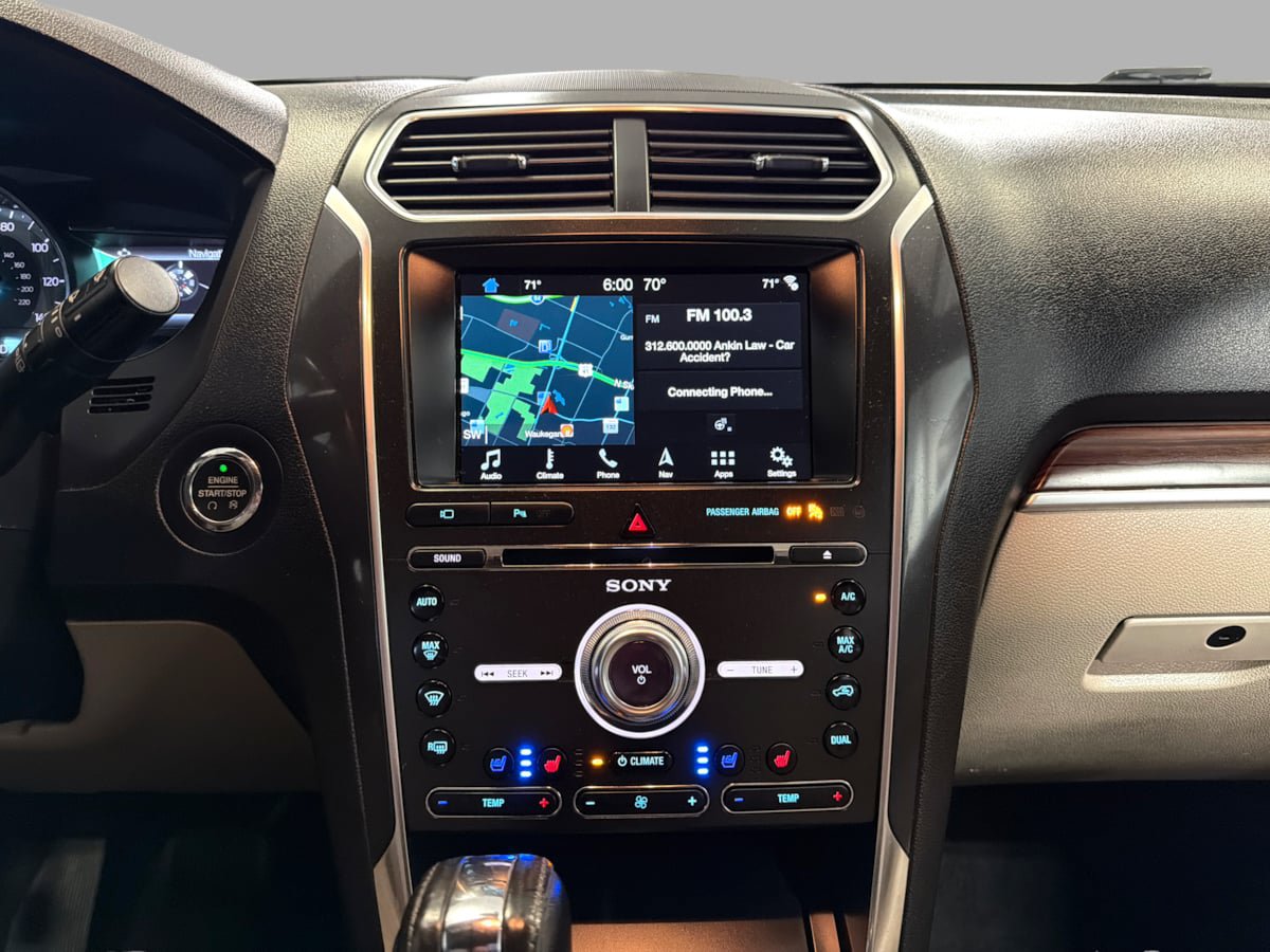 Used 2018 Ford Explorer Limited AWD/4WD image 17