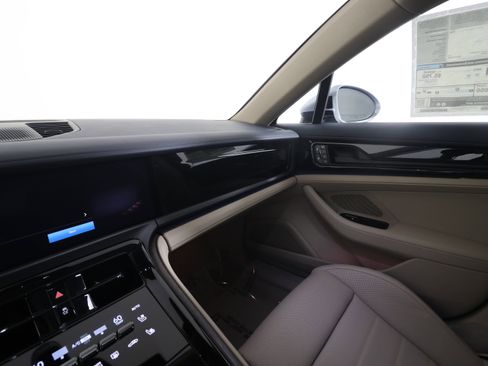 New 2025 Porsche Panamera RWD image 14