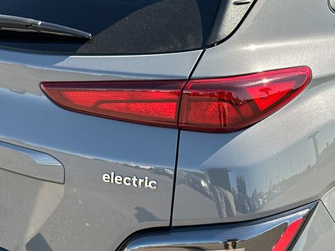 Used 2023 Hyundai Kona SEL FWD image 26