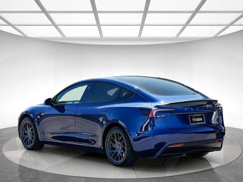 Used 2024 Tesla Model 3 Standard Range RWD image 2