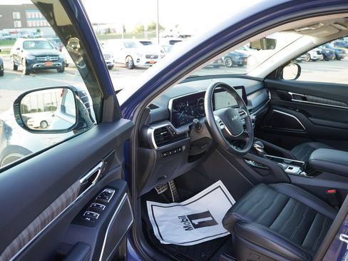 Certified 2024 Kia Telluride SX Prestige w/ Towing Package AWD/4WD image 15