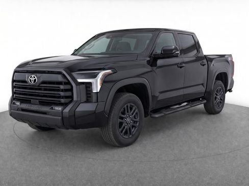 Used 2023 Toyota Tundra SR5 w/ SR5 Convenience Package AWD/4WD image 8
