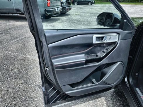 Used 2022 Ford Explorer ST-Line AWD/4WD image 24