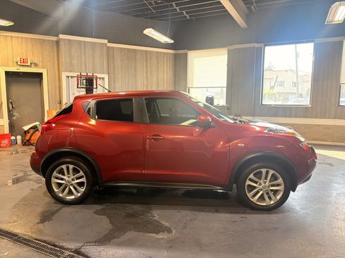 Used 2012 Nissan Juke S AWD/4WD image 7