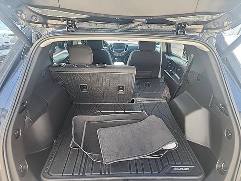 Used 2022 Chevrolet Equinox LT image 12