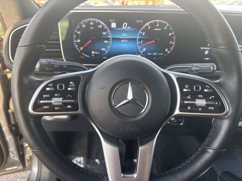 Certified 2022 Mercedes-Benz GLS 450 4MATIC image 31