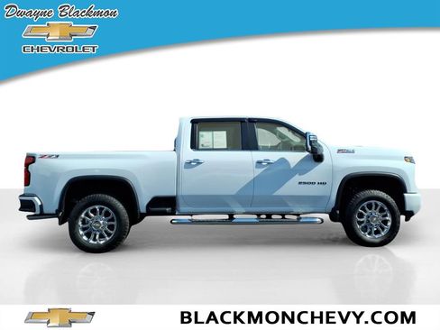 Used 2025 Chevrolet Silverado 2500 LT w/ Z71 Chrome Sport Edition AWD/4WD image 7