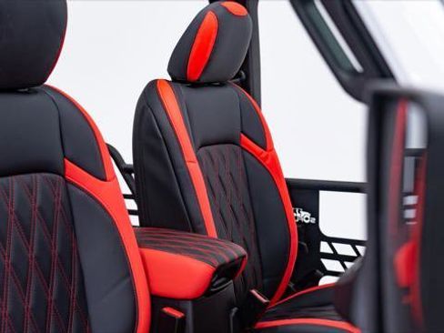 Used 2026 Jeep Wrangler Unlimited Sport image 2