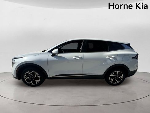Used 2023 Kia Sportage LX FWD image 6