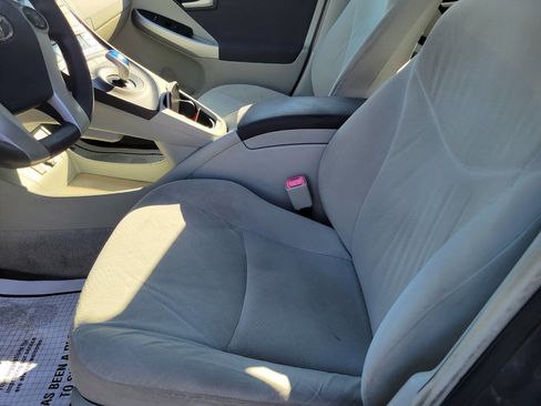 Used 2010 Toyota Prius Two image 9