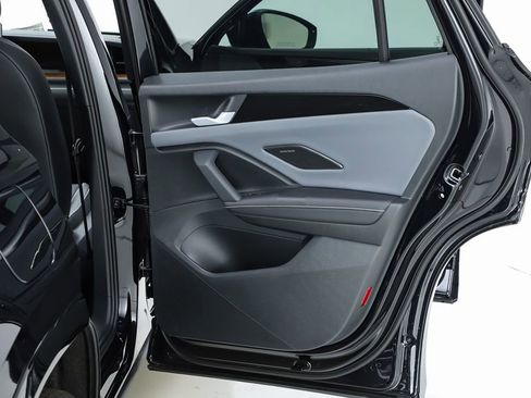 New 2026 Volkswagen Tiguan SEL R-Line AWD/4WD image 70