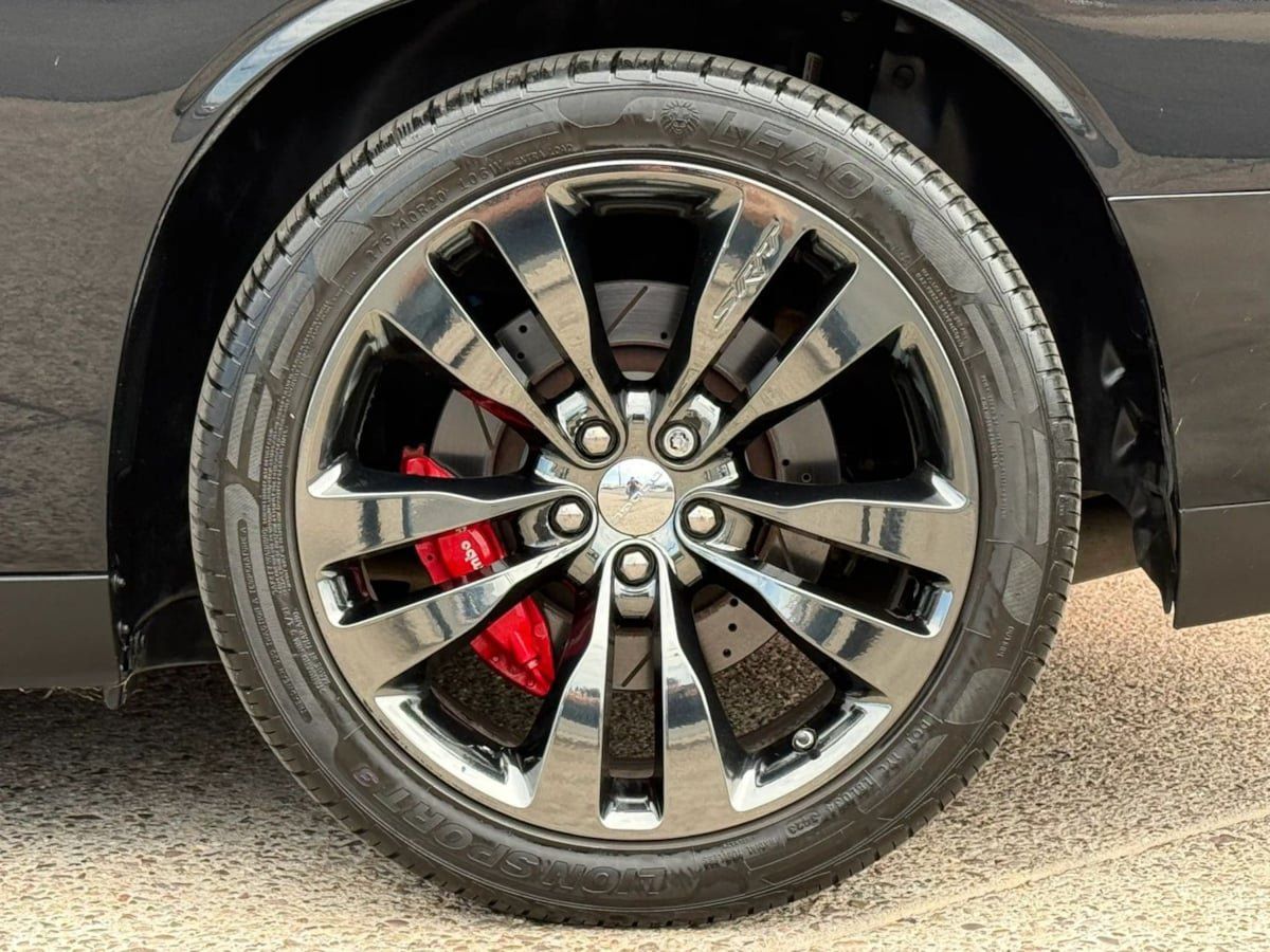 Used 2013 Dodge Challenger SRT8 w/ Harman Kardon Audio Group RWD image 27