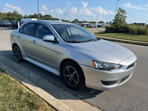 Used 2013 Mitsubishi Lancer ES FWD image 2