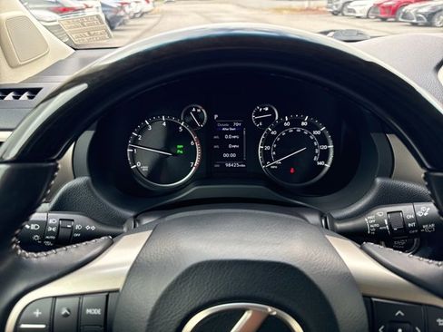 Used 2020 Lexus GX 460 Premium image 16