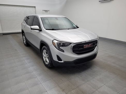 Used 2018 GMC Terrain SLE image 13