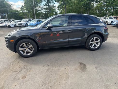 Used 2017 Porsche Macan AWD/4WD image 20