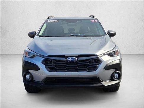 Used 2024 Subaru Crosstrek 2.0i Premium image 2