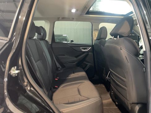 Used 2022 Subaru Forester Premium image 14