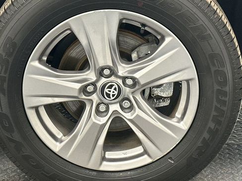 Certified 2024 Toyota RAV4 XLE image 21