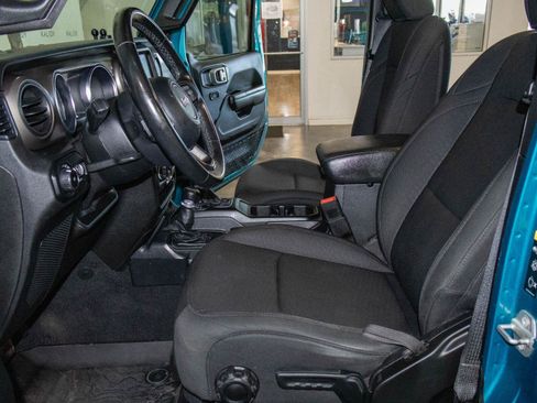 Used 2020 Jeep Wrangler Unlimited Sport AWD/4WD image 8