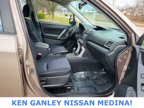 Used 2016 Subaru Forester 2.5i w/ Alloy Wheel Package image 47