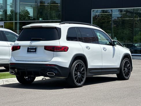 Certified 2022 Mercedes-Benz GLB 250 image 3