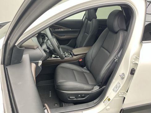 Used 2025 MAZDA CX-30 AWD 2.5 S w/ Premium Package image 8