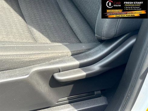 Used 2024 Chevrolet Silverado 2500 LT image 39