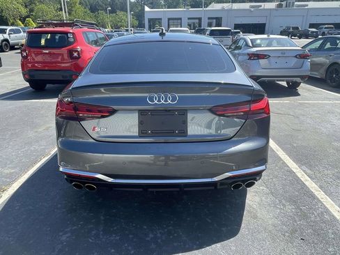 Used 2022 Audi S5 Premium image 13