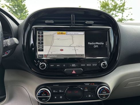 Used 2020 Kia Soul EX FWD image 20
