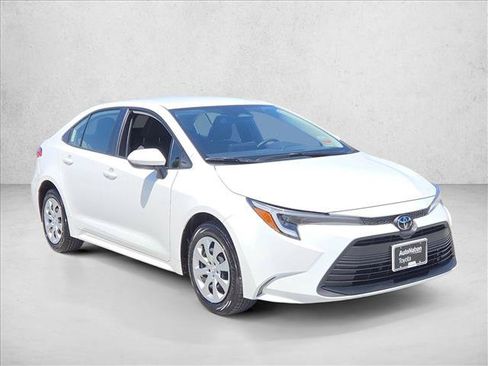 Certified 2026 Toyota Corolla LE FWD image 3