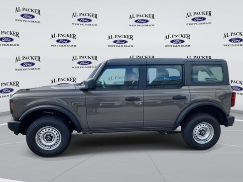 New 2025 Ford Bronco image 2