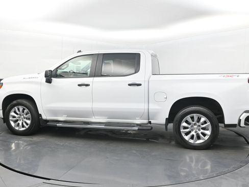 Used 2024 Chevrolet Silverado 1500 Custom AWD/4WD image 7