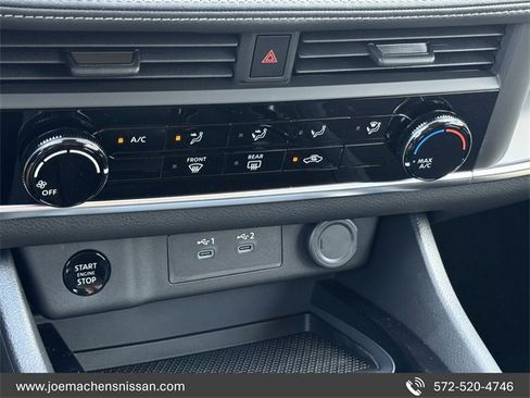 New 2026 Nissan Rogue S image 18