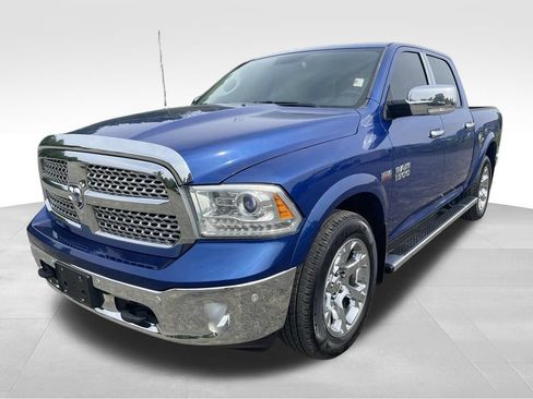 Used 2016 RAM 1500 Laramie w/ Convenience Group AWD/4WD image 18