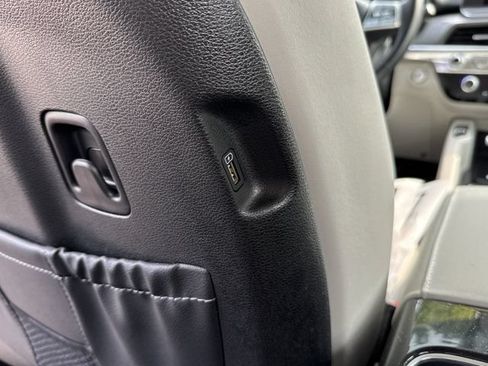 Used 2022 Kia Telluride S FWD image 20