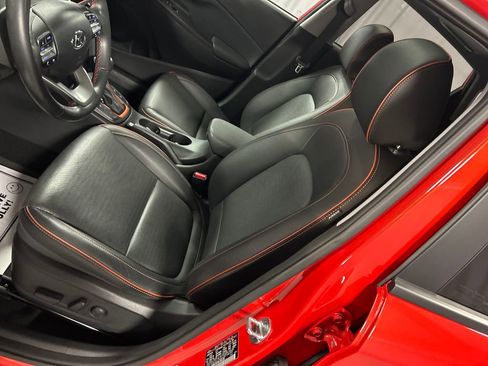 Used 2020 Hyundai Kona Limited image 10