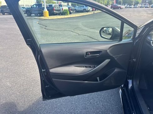 Used 2023 Toyota Corolla LE FWD image 20