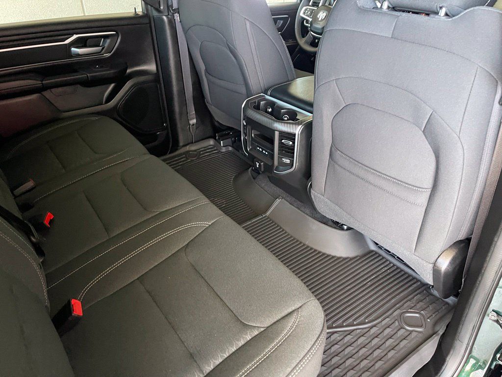 New 2026 RAM 1500 Big Horn AWD/4WD image 14