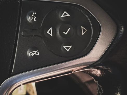 Used 2019 Chevrolet Tahoe LT AWD/4WD image 10