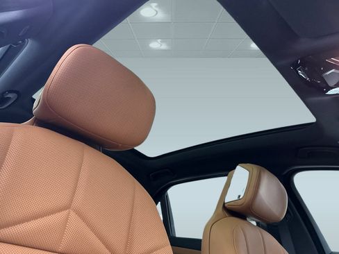 New 2026 BMW 740i image 14