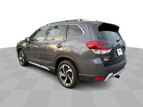 Used 2023 Subaru Forester Touring image 7