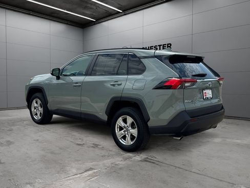 Certified 2019 Toyota RAV4 XLE AWD/4WD image 3
