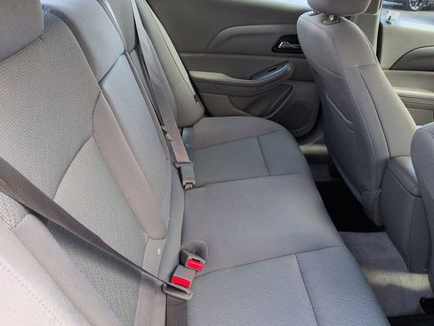 Used 2015 Chevrolet Malibu LS FWD image 8