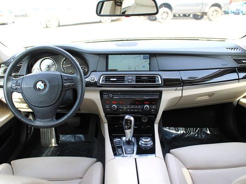 Used 2009 BMW 750Li 750Li image 11