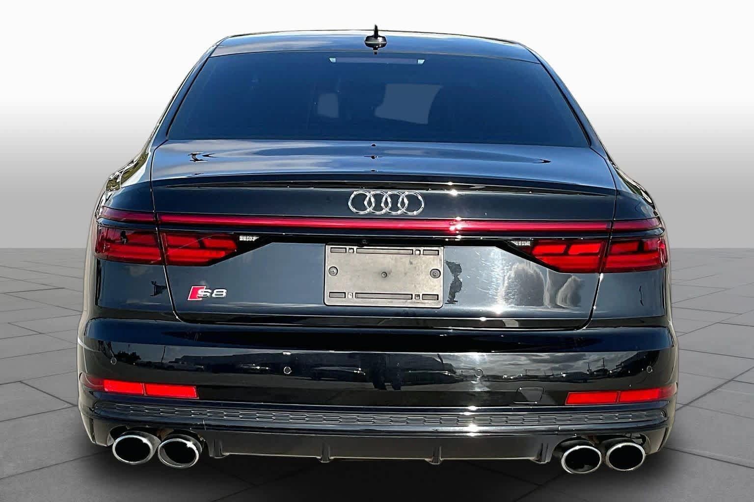 Used 2020 Audi S8 L w/ S8 Executive Package AWD/4WD image 5