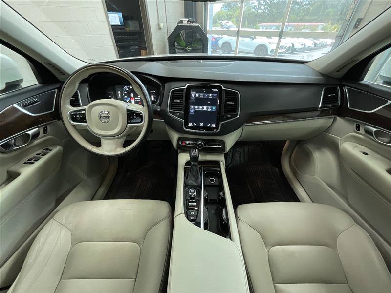 Used 2019 Volvo XC90 T5 Momentum w/ Protection Package Premier FWD image 24