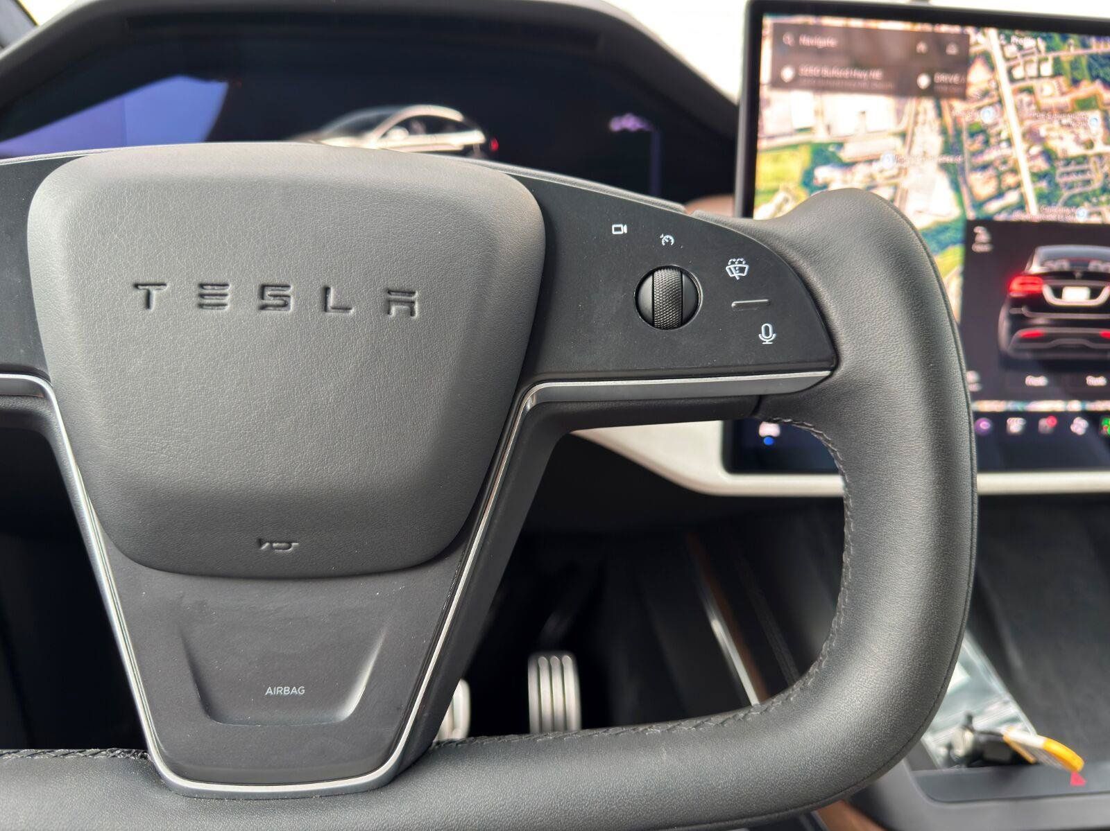 Used 2022 Tesla Model X AWD/4WD image 19